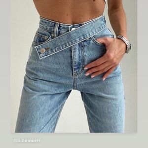 Amourr Jeans- Crossbody Belt